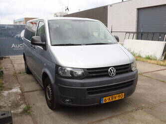 2013-volkswagen-others-48715941