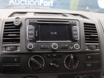 2013-volkswagen-others-48715961