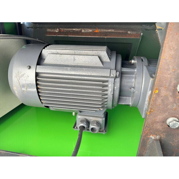 2025 terratop GF480-48716436