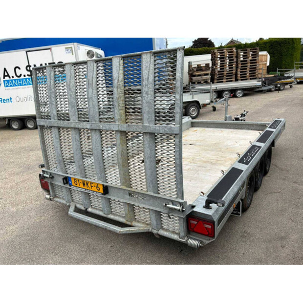 2024 Hulco Terrax 3-48716634