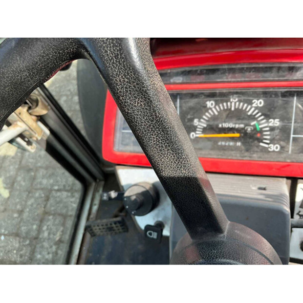 2010 Massey Ferguson 1230-48716803