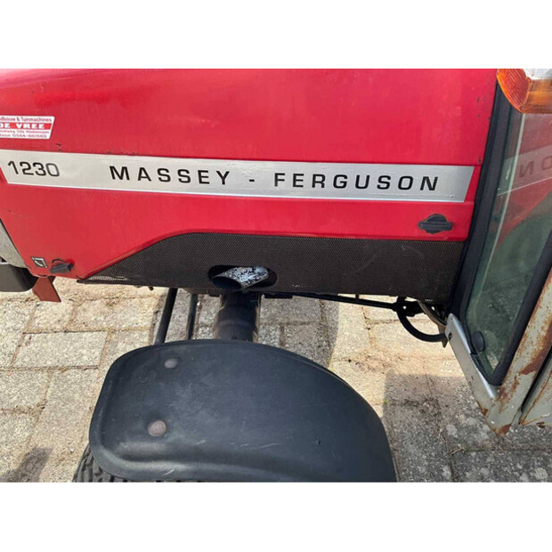 2010 Massey Ferguson 1230-48716818