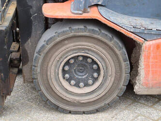 2016-toyota-8fbmkt25-1476686-48717964