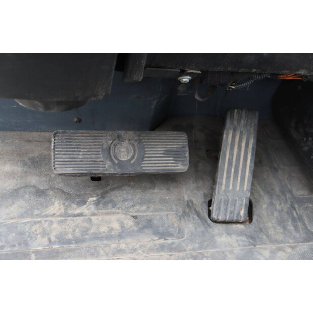 2016 Toyota 8FBMKT25-48717973