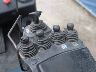 2016-toyota-8fbmkt25-1476686-48717975