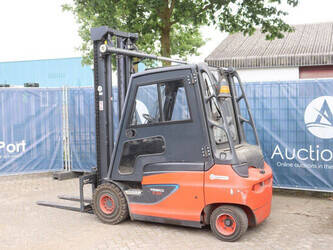 2012-fenwick-linde-e30-01-48718050