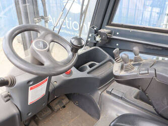 2012-fenwick-linde-e30-01-48718069