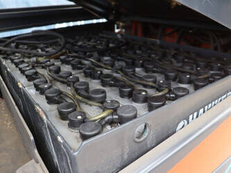 2012-fenwick-linde-e30-01-48718075