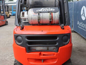 2010-linde-h25t-01-1476693-48718182