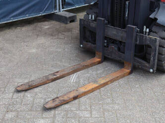 2010-linde-h25t-01-1476693-48718187