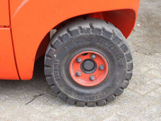 2010-linde-h25t-01-1476693-48718194
