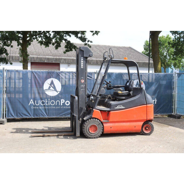 2000 Linde E25/600-02-48718210