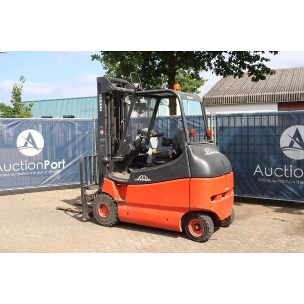 2000 Linde E25/600-02-48718212