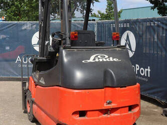 2000-linde-e25-600-02-48718213