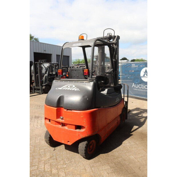 2000 Linde E25/600-02-48718215