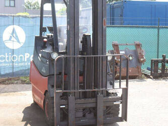 2000-linde-e25-600-02-48718216