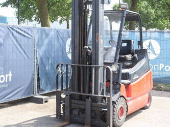 2000-linde-e25-600-02-48718218