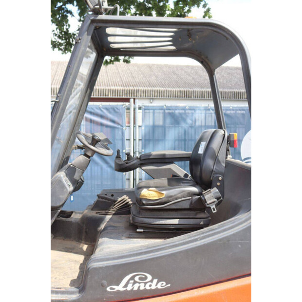 2000 Linde E25/600-02-48718233