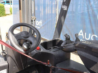 2010-fenwick-linde-e20ph-01-48718306