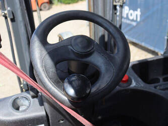 2010-fenwick-linde-e20ph-01-48718308