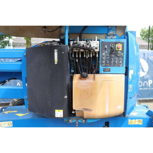 2006 جيني Z-45/25-48718394