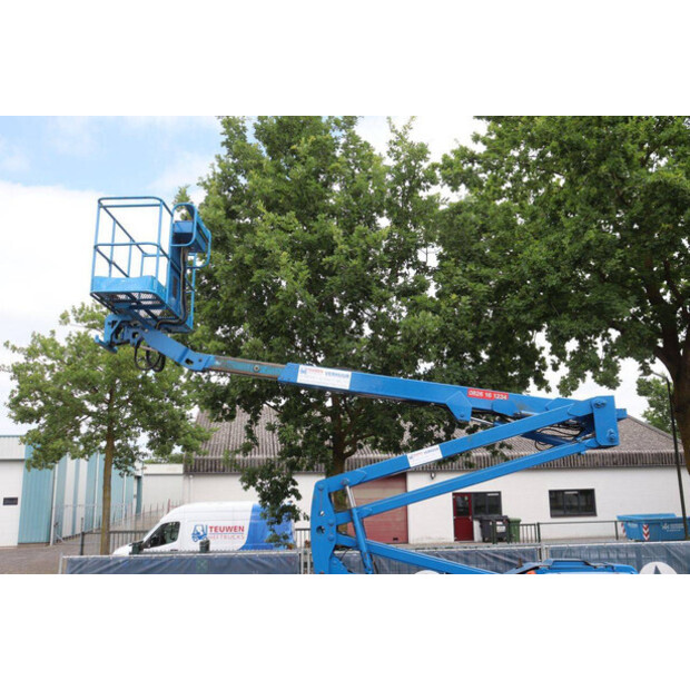 2006 جيني Z-45/25-48718399