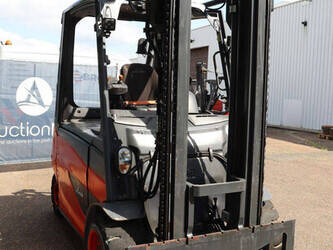 2012-linde-e40hl-01-600-48718453