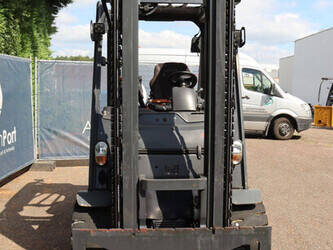 2012-linde-e40hl-01-600-48718454