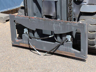 2012-linde-e40hl-01-600-48718456