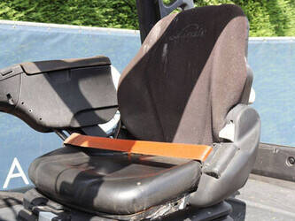 2012-linde-e40hl-01-600-48718467