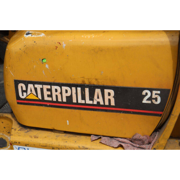 1997 Caterpillar GP25-48718533