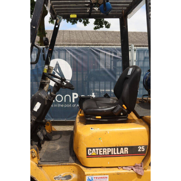 1997 Caterpillar GP25-48718538