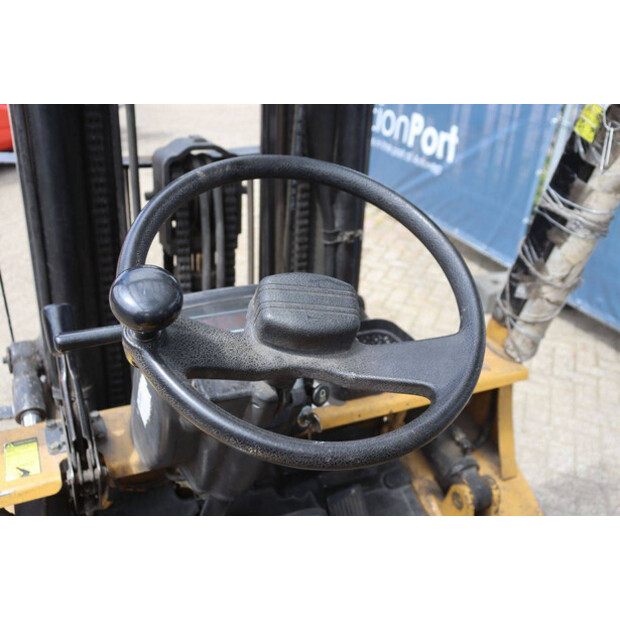 1997 Caterpillar GP25-48718542
