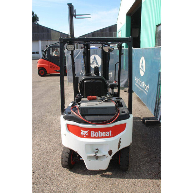 2024 بوبكات B20X-7 Plus-48718720