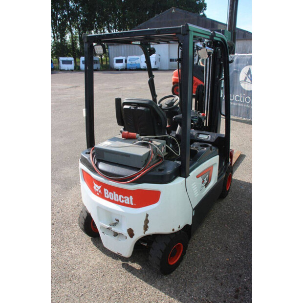 2024 بوبكات B20X-7 Plus-48718721