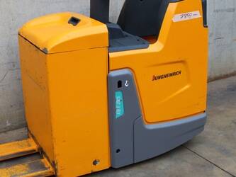 Image for PALLET STACKER 2020 Jungheinrich ERE 225