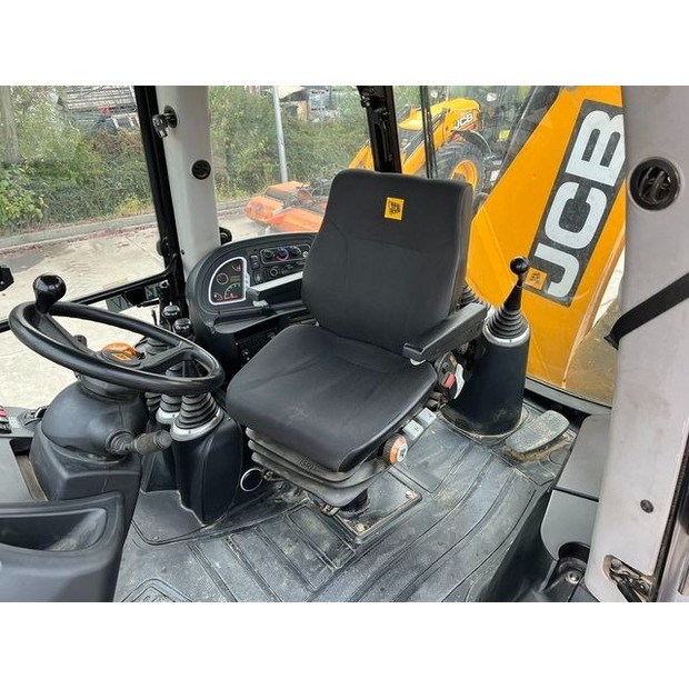 2019 JCB 4CX-48742836
