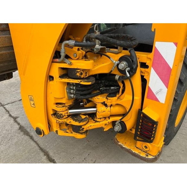 2019 JCB 4CX-48742838