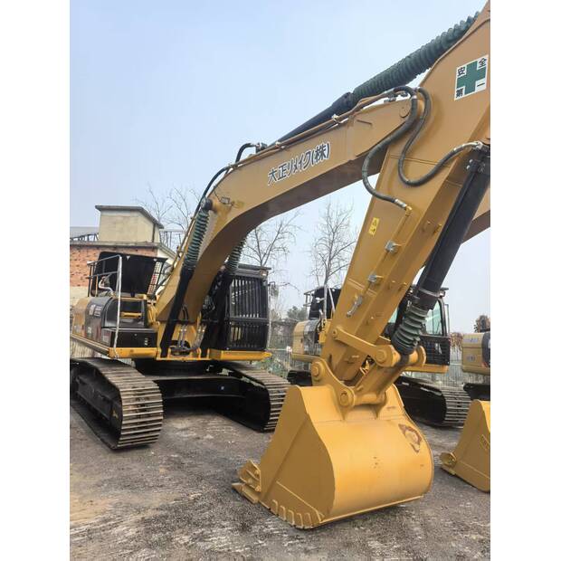 2024 Caterpillar 330D-48743543