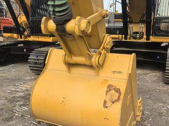 2024-caterpillar-330d-1477220-48743546