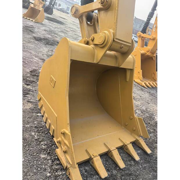 2024 Caterpillar 330D-48743547