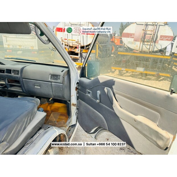 2008 MITSUBISHI L300-48745237