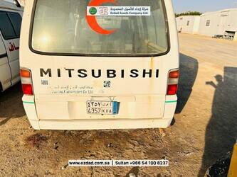 2009-mitsubishi-l300-48745342