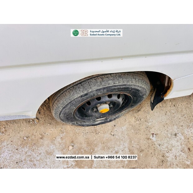 2009 ميتسوبيشي L300-48745351