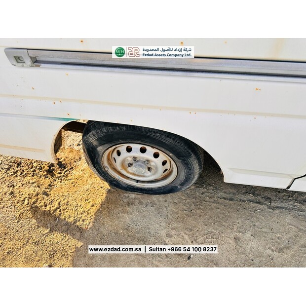 2009 ميتسوبيشي L300-48745355