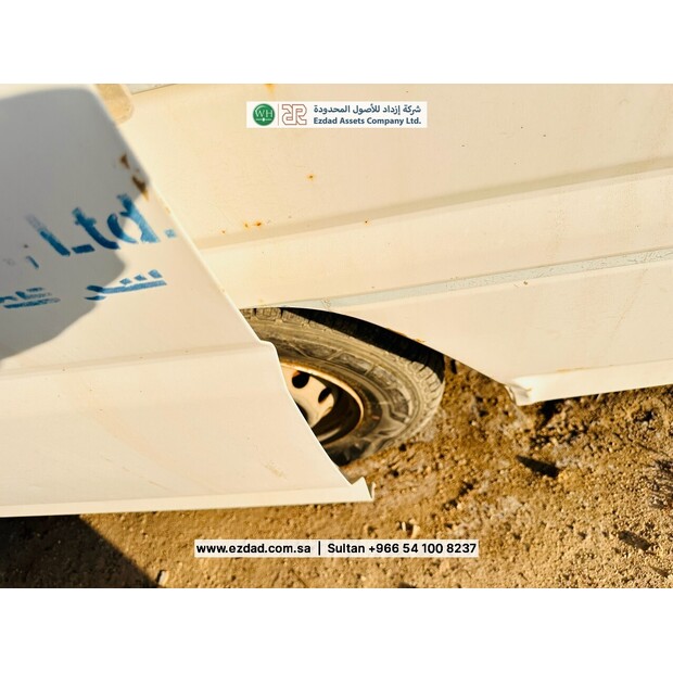 2009 ميتسوبيشي L300-48745359