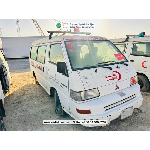 2011 ميتسوبيشي L300-48745385