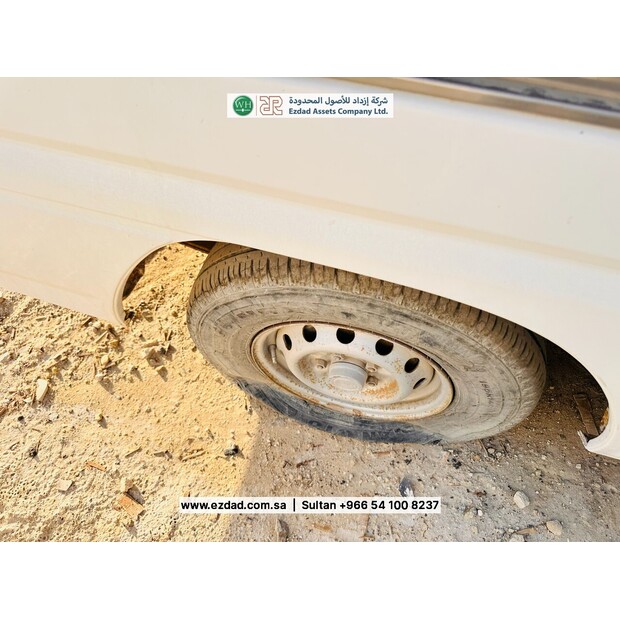2011 ميتسوبيشي L300-48745397