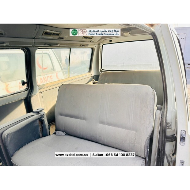 2011 ميتسوبيشي L300-48745399