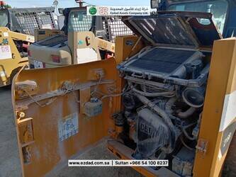 caterpillar-216b-1477242-48745473